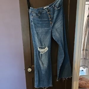 Women's Distressed Blue Jeans